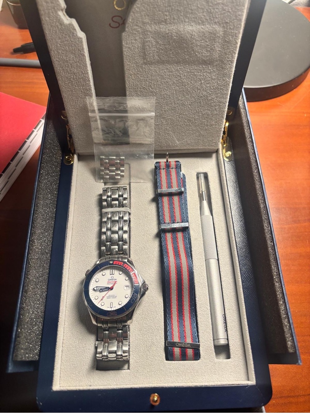 Men’s Omega Seamaster 007 watch